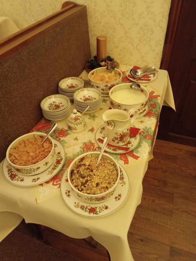 Hotel Graf Rolshausen Моншау Экстерьер фото