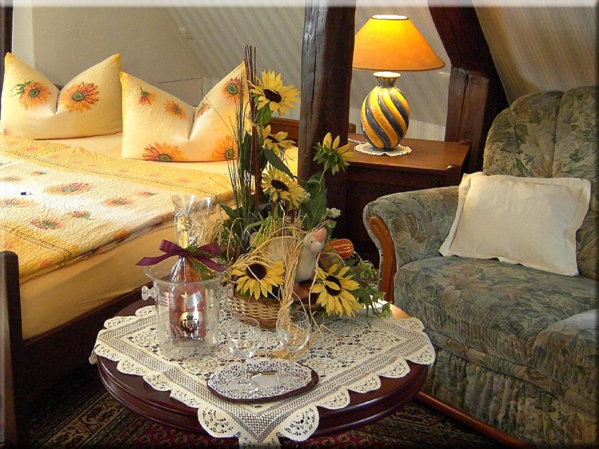 Hotel Graf Rolshausen Моншау Экстерьер фото