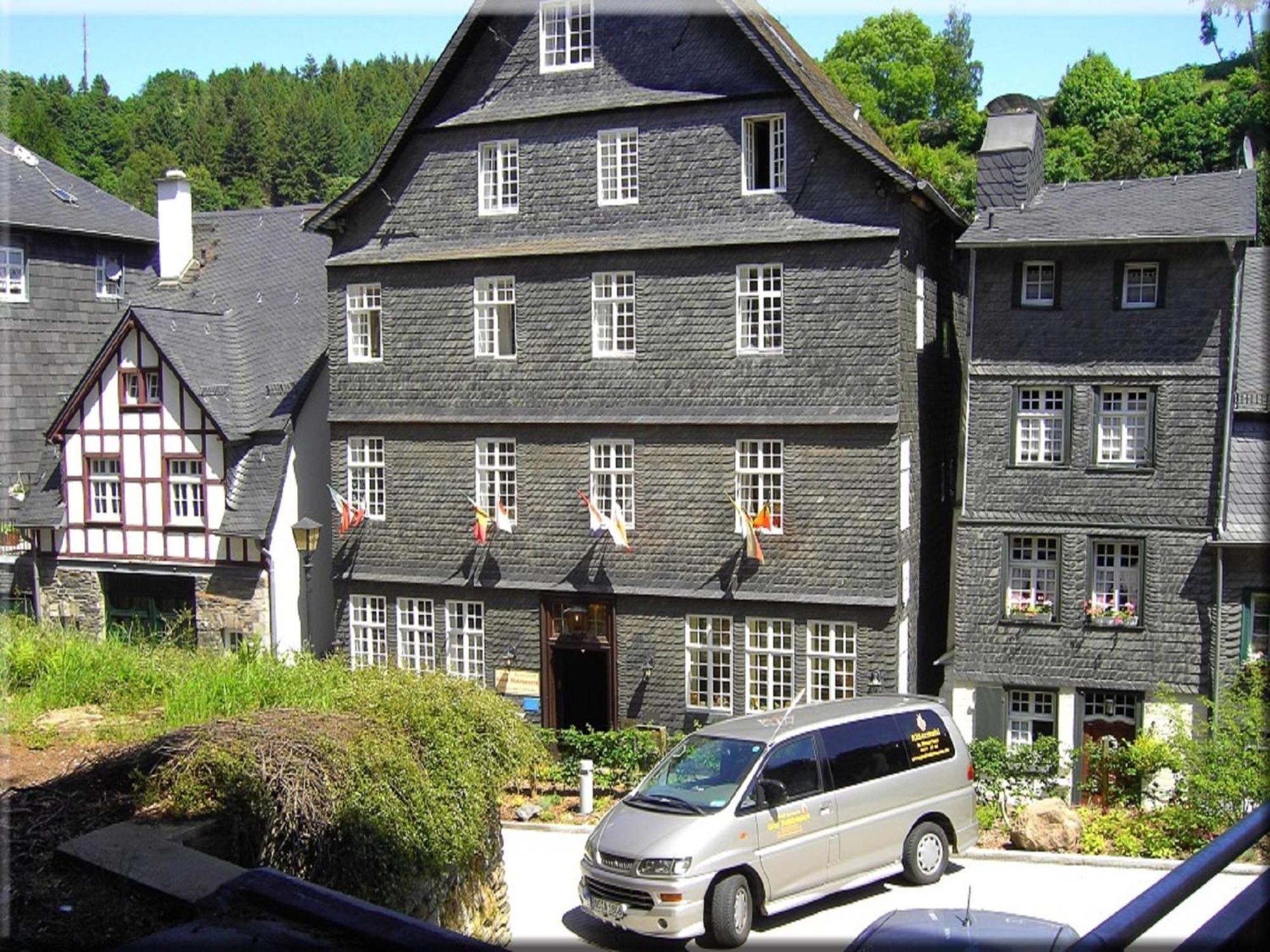 Hotel Graf Rolshausen Моншау Экстерьер фото