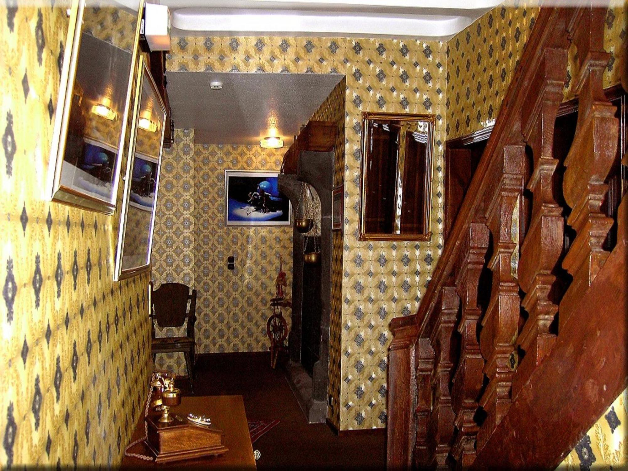 Hotel Graf Rolshausen Моншау Экстерьер фото