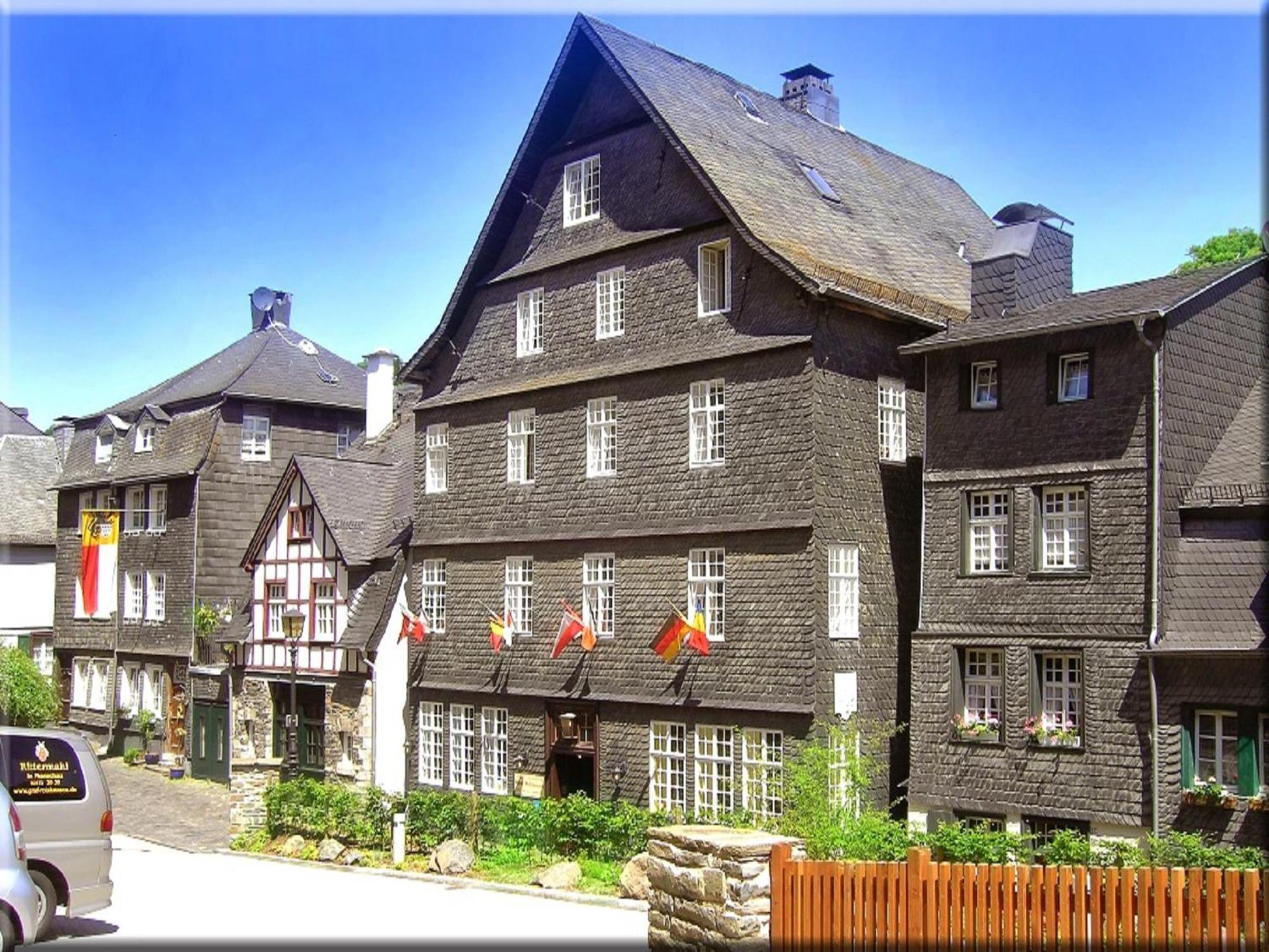 Hotel Graf Rolshausen Моншау Экстерьер фото