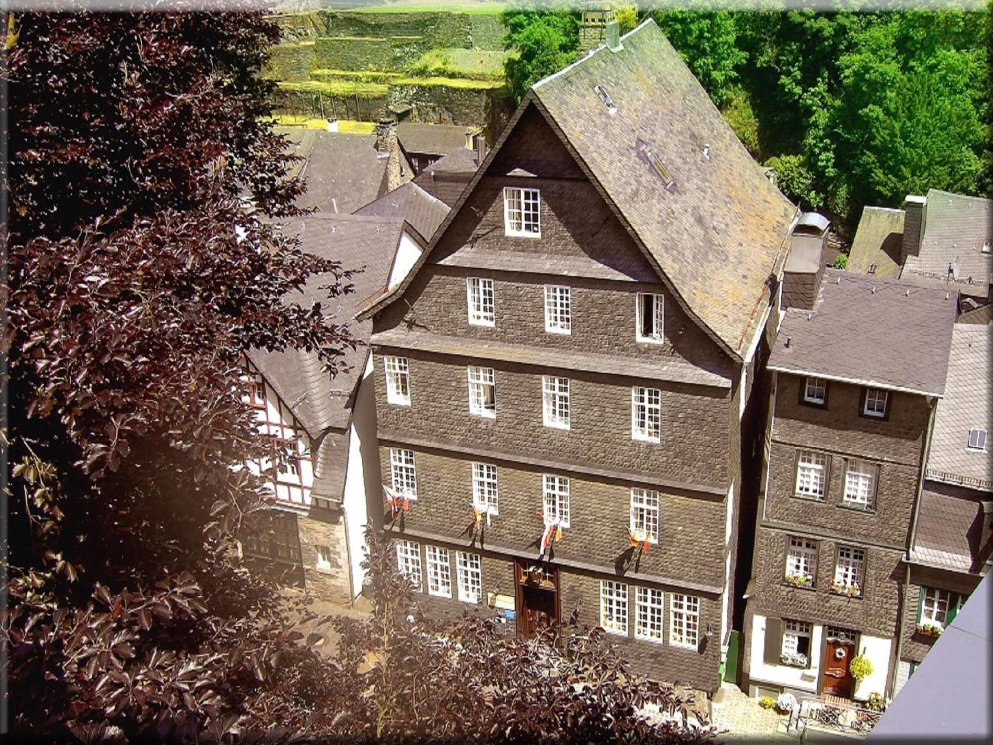 Hotel Graf Rolshausen Моншау Экстерьер фото