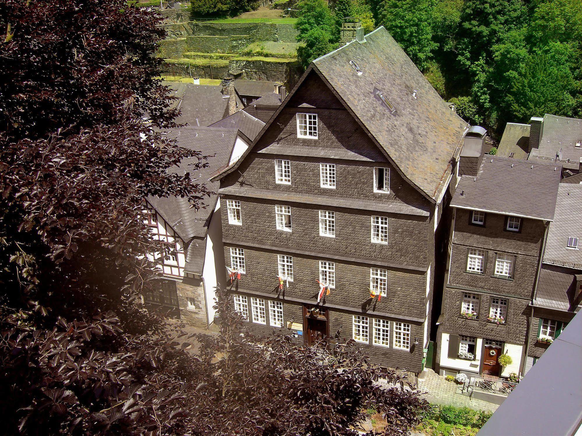 Hotel Graf Rolshausen Моншау Экстерьер фото
